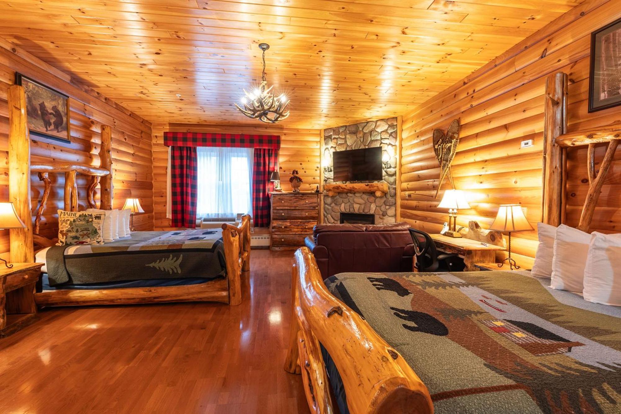Western White House 3*